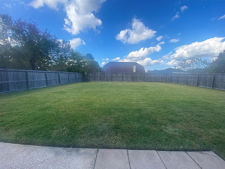 14007 Oleoke Ln — Photo 19