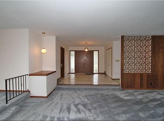 5th image of 3317 Standish Ln