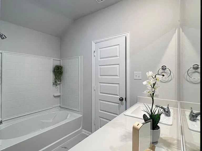 553 Meadow Run Dr — Photo 19