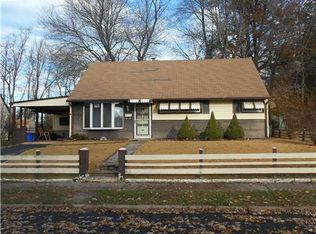 27 Caldwell Rd, Edison, NJ 08817