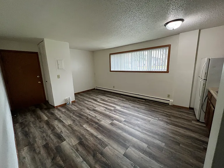 402 5th Ave E #205 — Photo 6