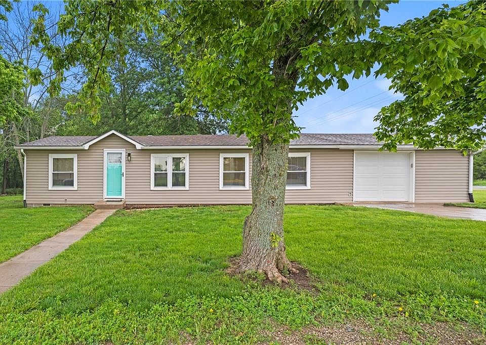 1st image of 125 Silver Shadow Ln
