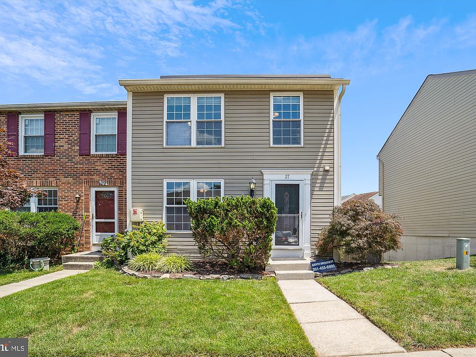 1st image of 27 Crosswood Ct
