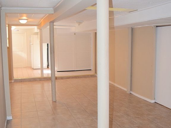 2nd image of 1685 Marentette Ave