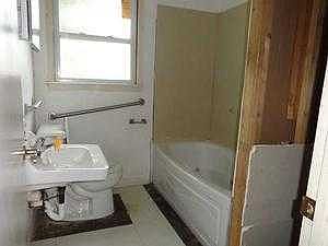 2nd image of 2108 Illinois Ave