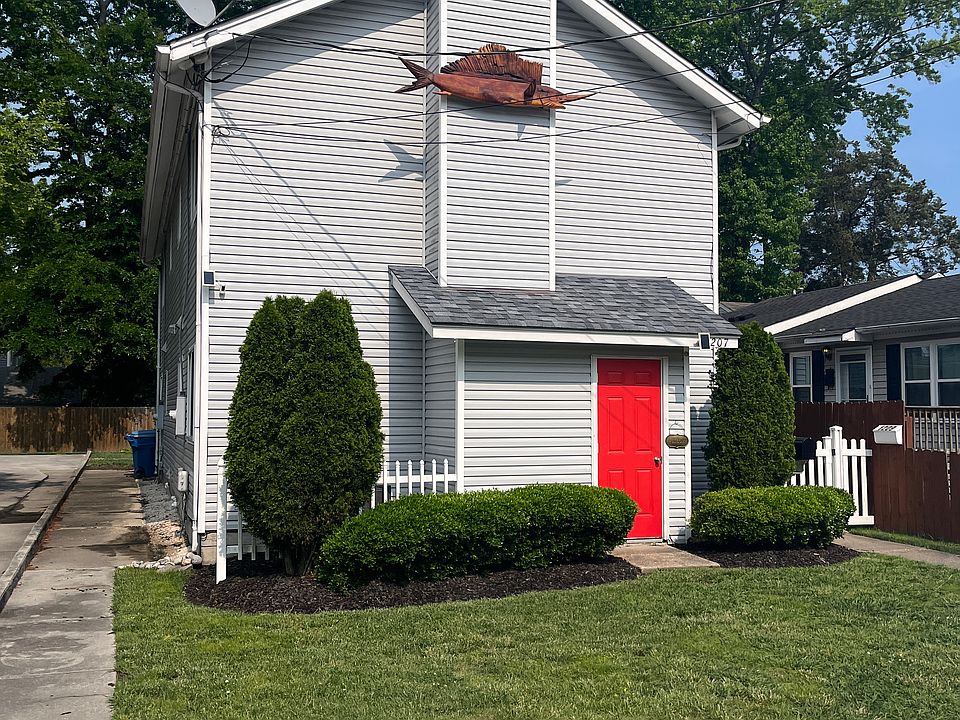 1st image of 1207 Parks Ave #B