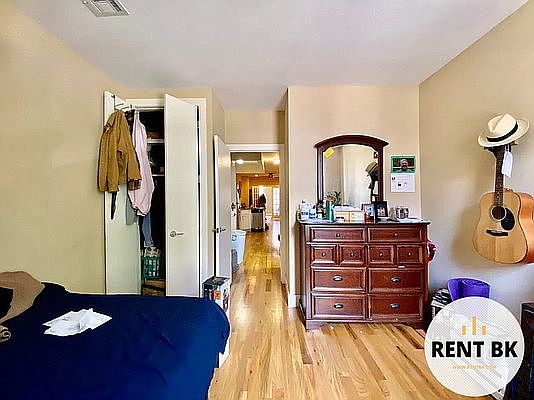 4th image of 1482 De Kalb Ave #2R
