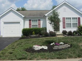 2056 Queens Meadow Ln, Grove City, OH 43123