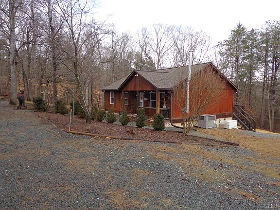 5th image of 100 Spruce Pine Dr