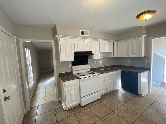 4th image of 1153 S Prescott St #1153