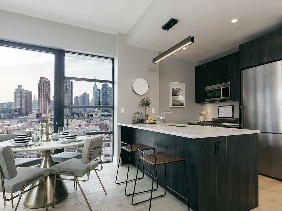 1st image of 11-51 47th Ave #5D