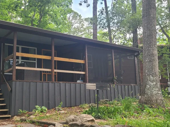 5804 Omega Dr, Tallassee, TN 37878