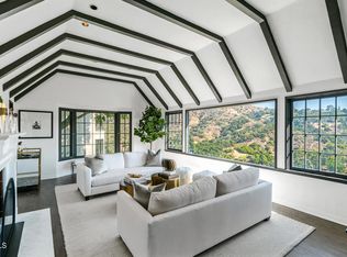 3480 Troy Dr, Los Angeles, CA 90068