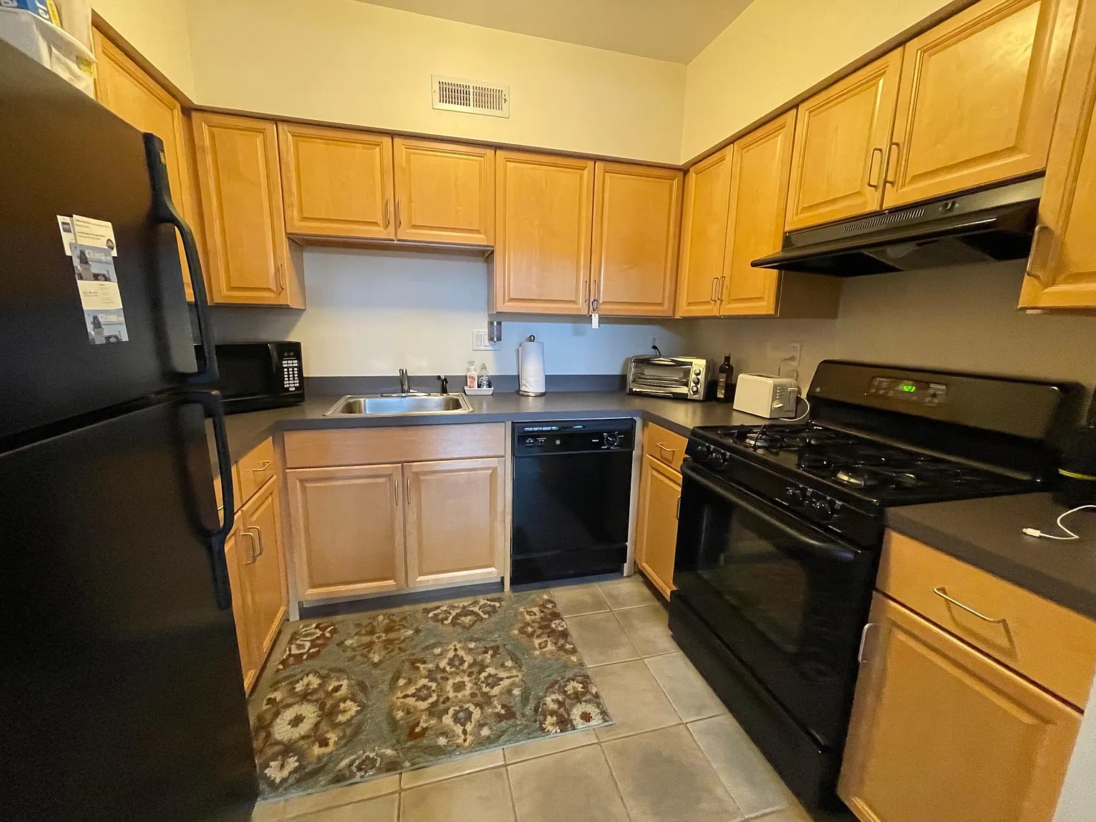 1 bed, $1,895 — Photo 4