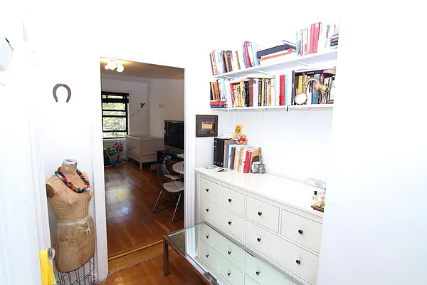 Rented by FirstService Realty (legacy) | media 10