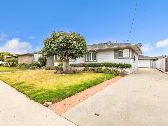 3rd image of 22 San Juan Dr