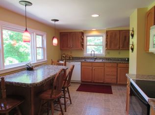 3068 Oneida St, Sauquoit, NY 13456