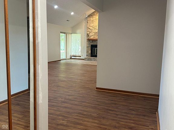 3rd image of 1712 Sandoval Ct
