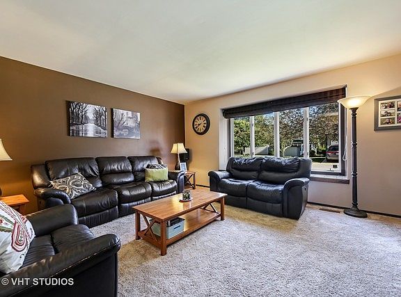 2nd image of 6685 Fernwood Dr