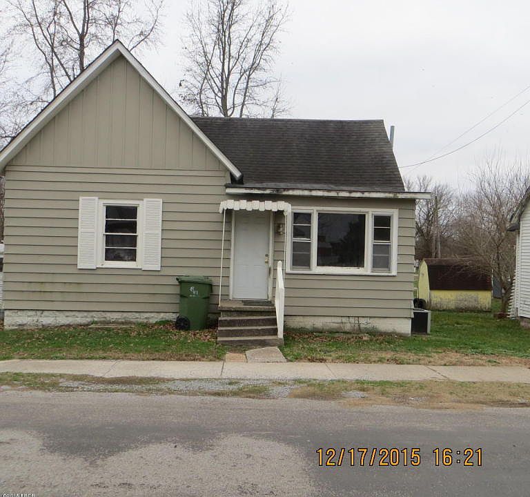 1st image of 103 W 4th St