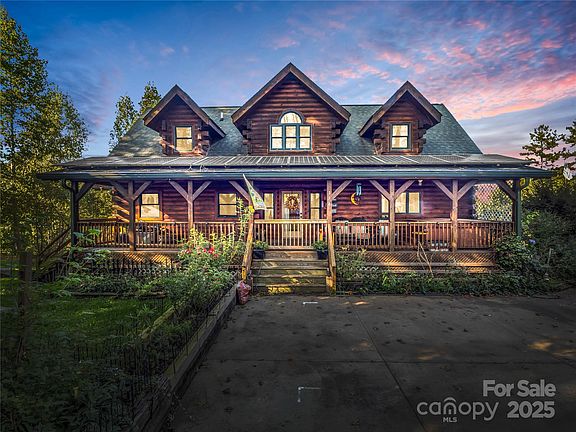 2nd image of 134 Moriah Dr