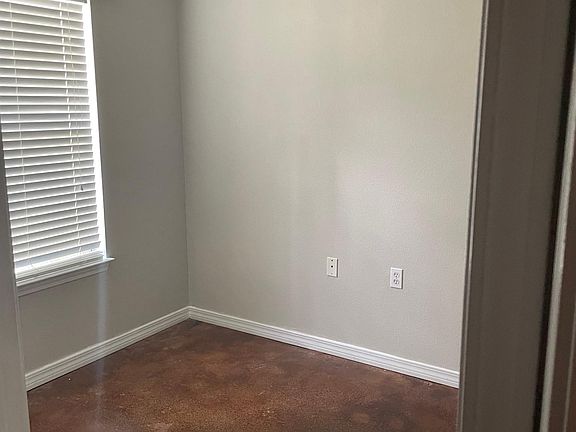 2nd image of 8162 Heirloom Dr