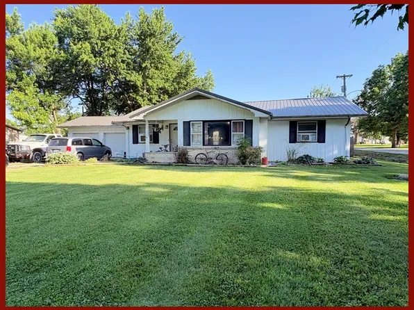 2217 Dewey St, Unionville, MO 63565