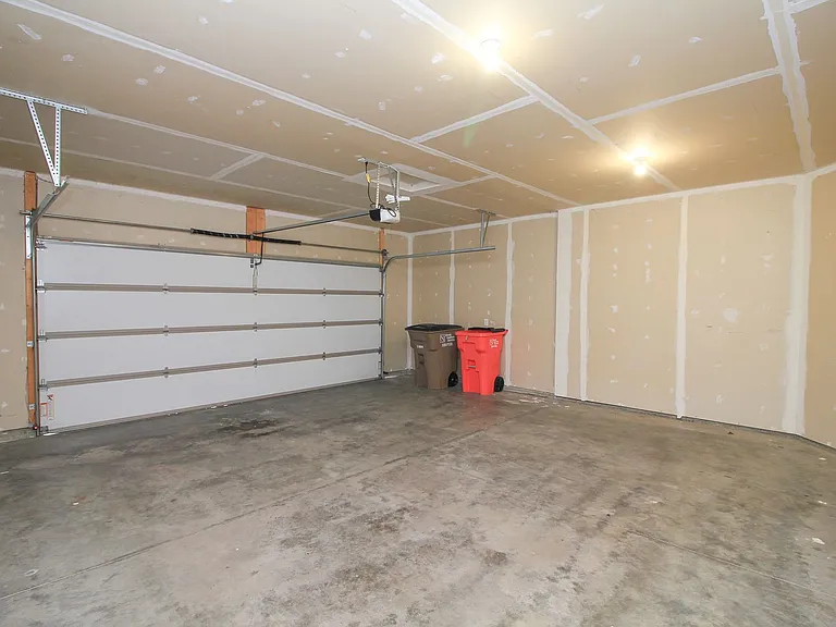 Tanner Court Estates -3 bed units townhouses in Tea, SD! — Photo 45
