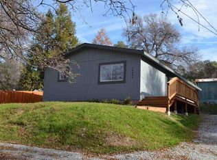 18399 Apple Colony Rd, Tuolumne, CA 95379