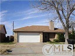 1st image of 934 Presidio Dr