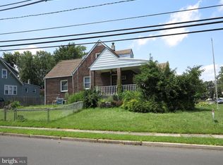 802 Green Ave, Mount Ephraim, NJ 08059