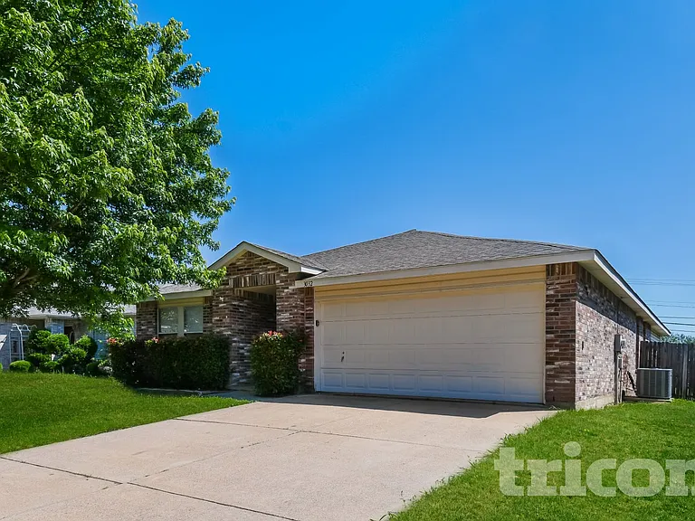 3032 Cesareo Dr — Photo 1
