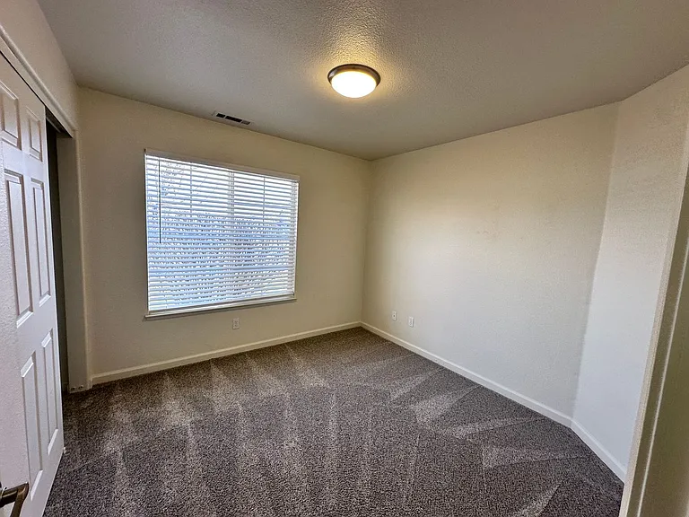 7821 Cadiz Ct — Photo 6