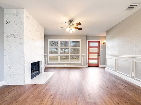 5th image of 4328 Barnett St