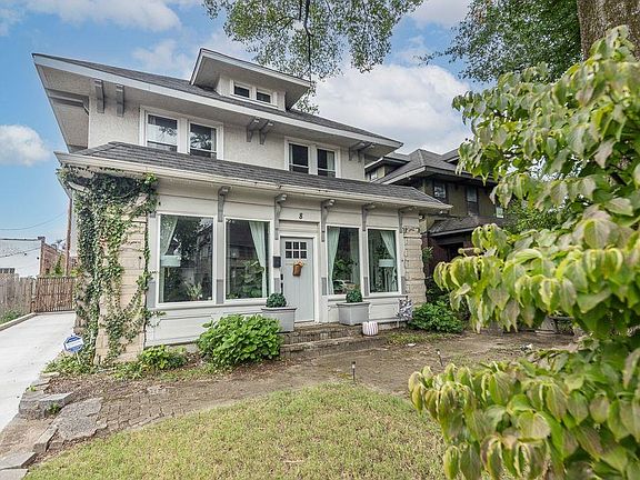 2nd image of 8 S Evergreen St