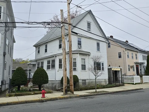 592 Washington Ave, Chelsea, MA 02150