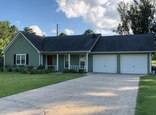 3213 5th St N, Columbus, MS 39705