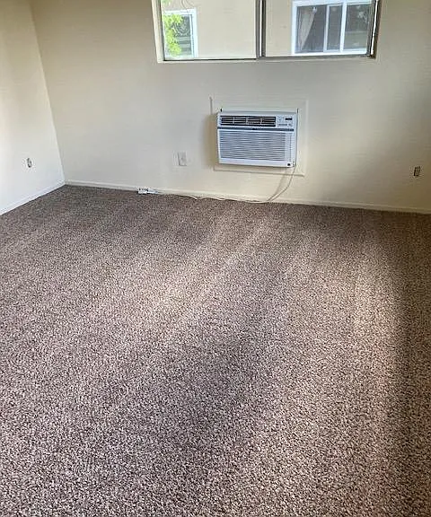 720 Plumas Ave — Photo 5