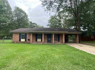 118 Bert Cir, Pearl, MS 39208