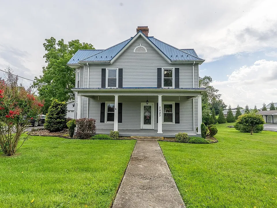 3083 Greenbriar Rd