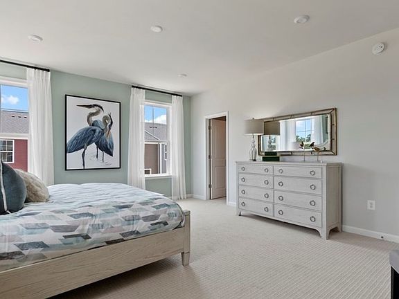 3rd image of 650 Brookwood Glen Ter #B