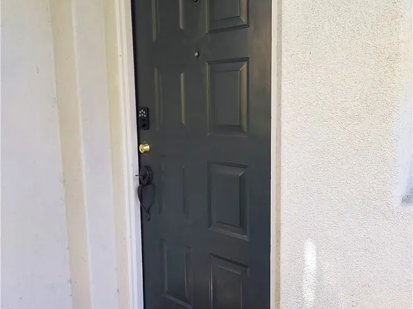 72 Avondale, Irvine, CA 92602