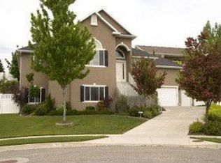 7909 S Desert Ridge Cv, Cottonwood Heights, UT 84121