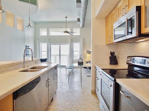 5th image of 9420 Seawall Blvd Unit 1101