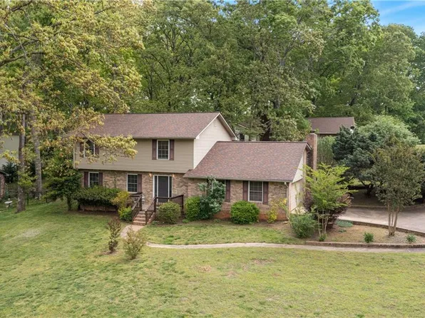 3378 Nancy Creek Rd, Gainesville, GA 30506