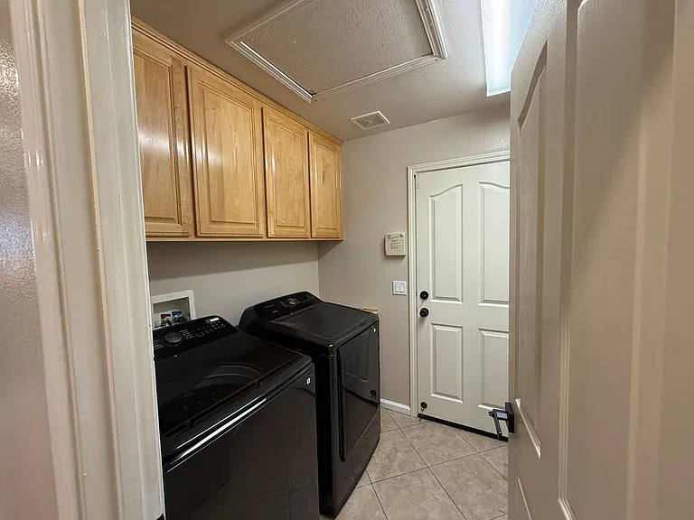 3113 Alpha Ct — Photo 24
