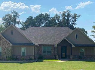 500 Willow Creek Ranch Rd, Gladewater, TX 75647