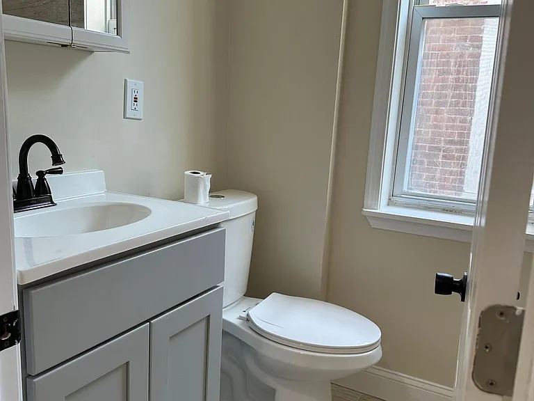 1715 N Taney St — Photo 22
