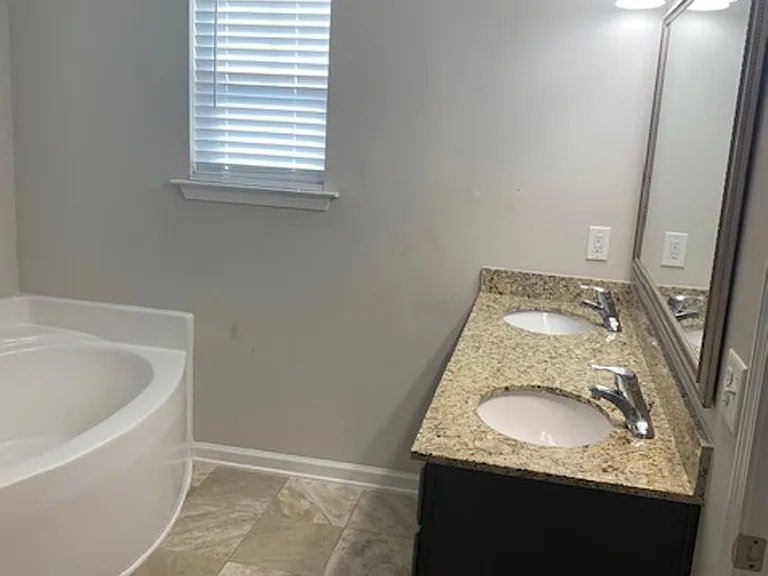 268 Claudia Dr — Photo 12