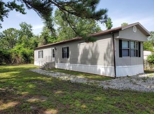 9 Apollo Dr, Hubert, NC 28539